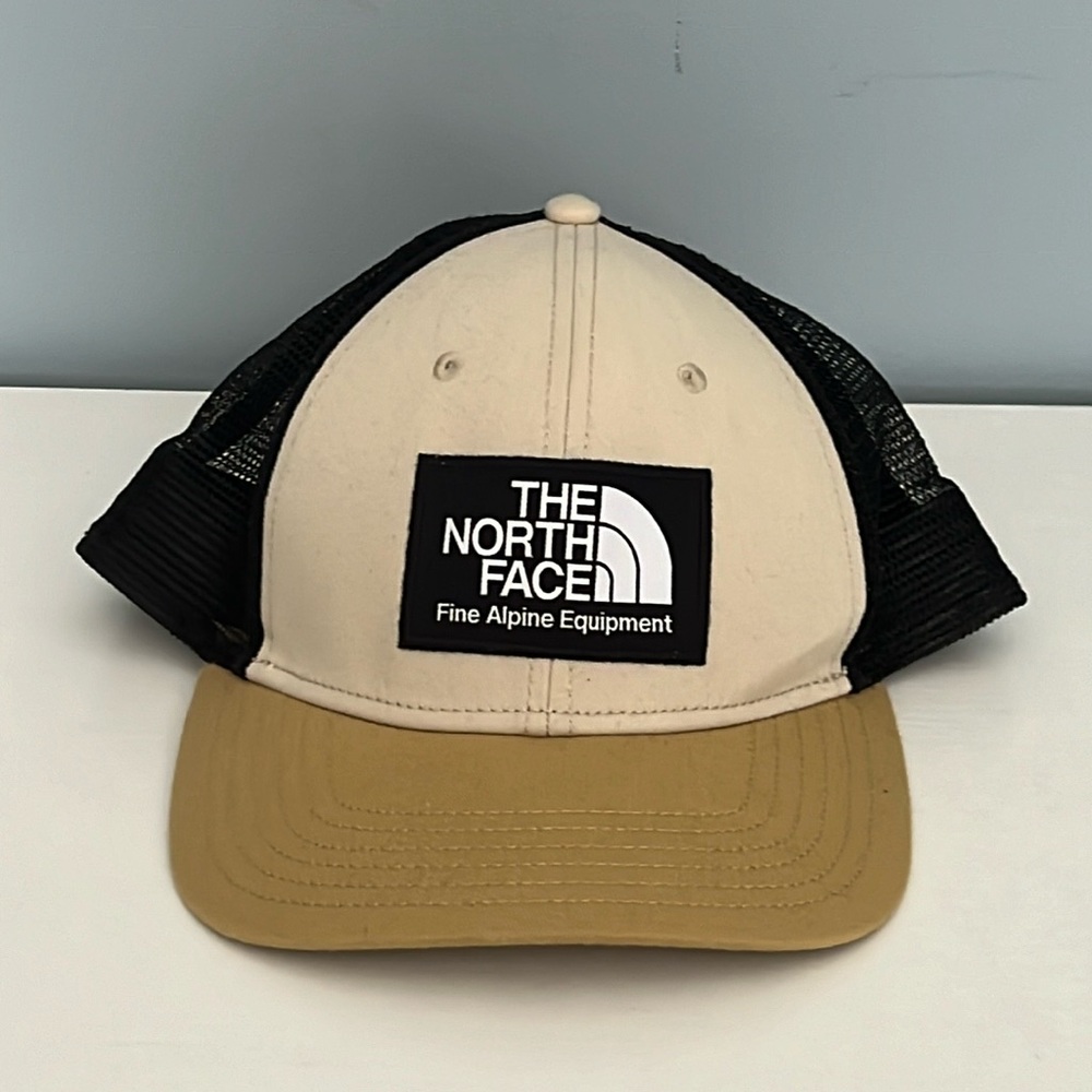 The North Face Trucker Hat